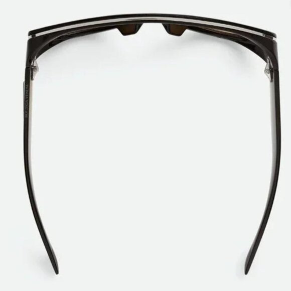 Bottega Veneta BV1362S Round Plastic Sunglasses - Picture 3 of 6